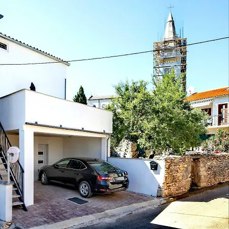 House Bernarda Дом отдыха